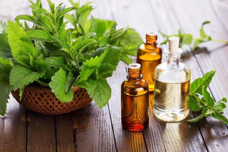 Various types of essential oils that are effective and